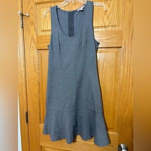 Banana Republic gray sleeveless ruffle bottom dress